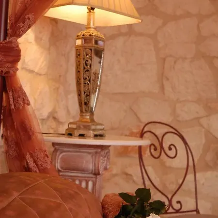 Aresti Luxury Villas * Khartata